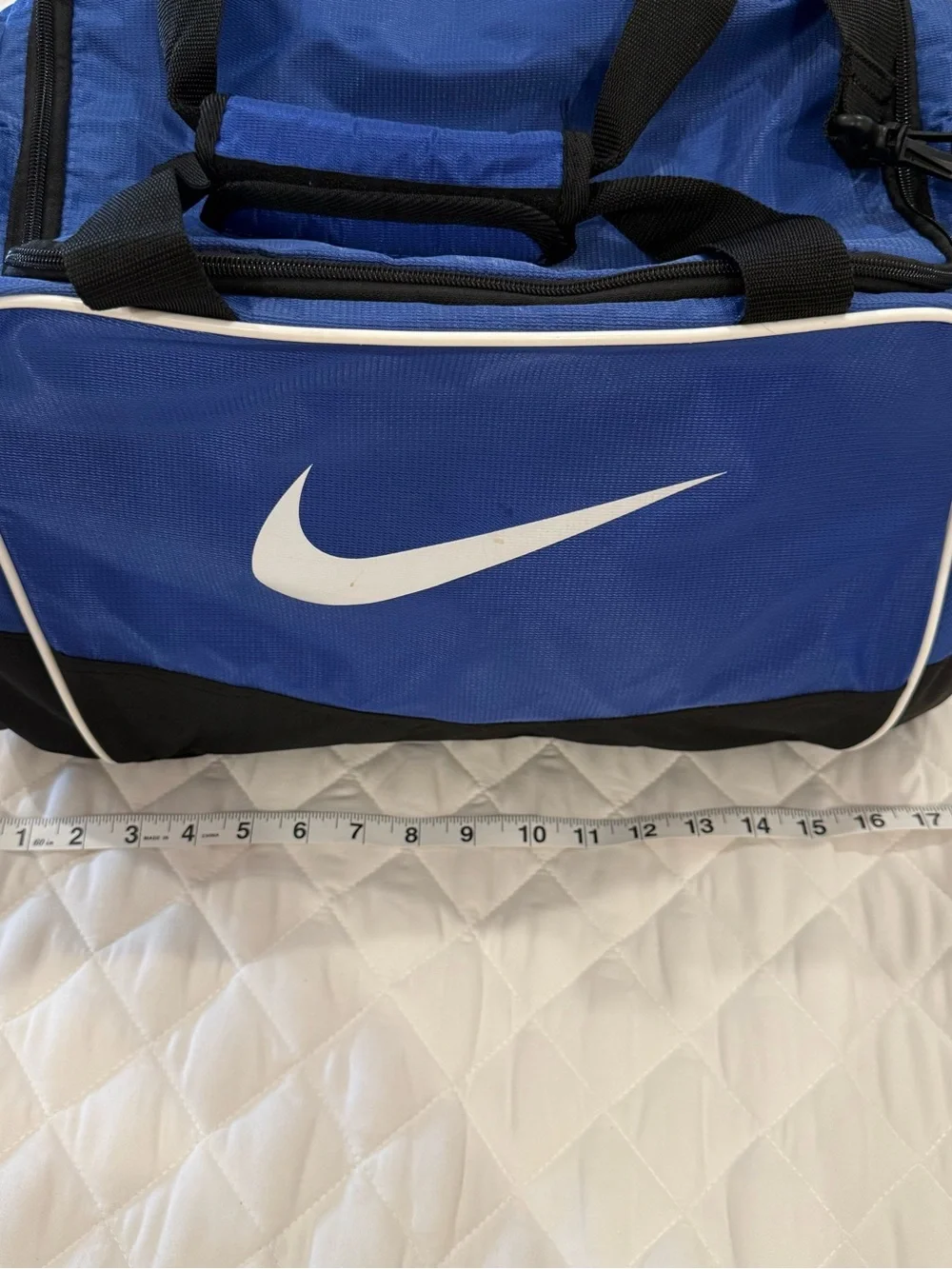 Nike Brasilia Duffel Bag Game Royal Blue Black White Gym Travel Weekender Medium